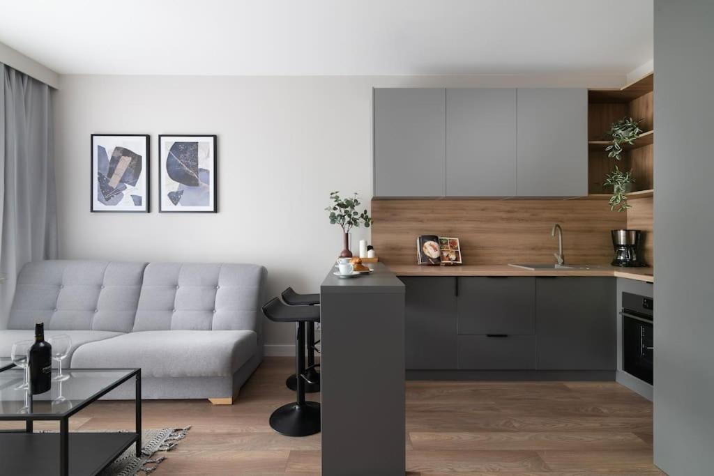 Easy Rent Apartments - Wettera II Lublin Buitenkant foto