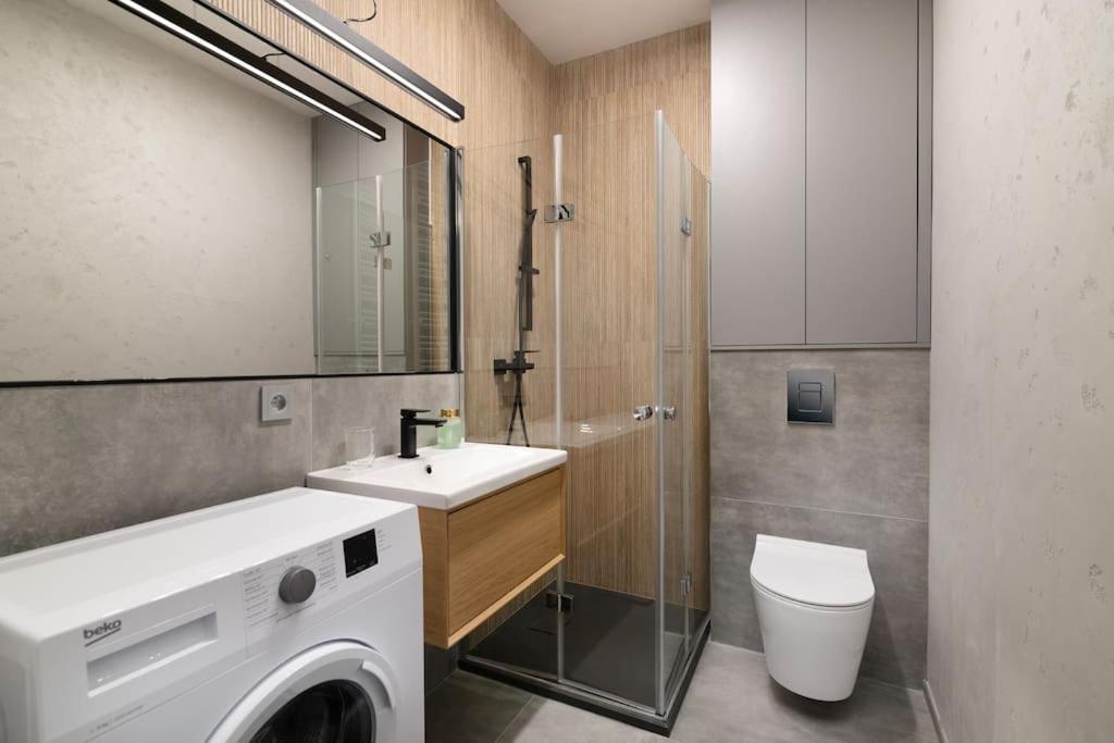 Easy Rent Apartments - Wettera II Lublin Buitenkant foto